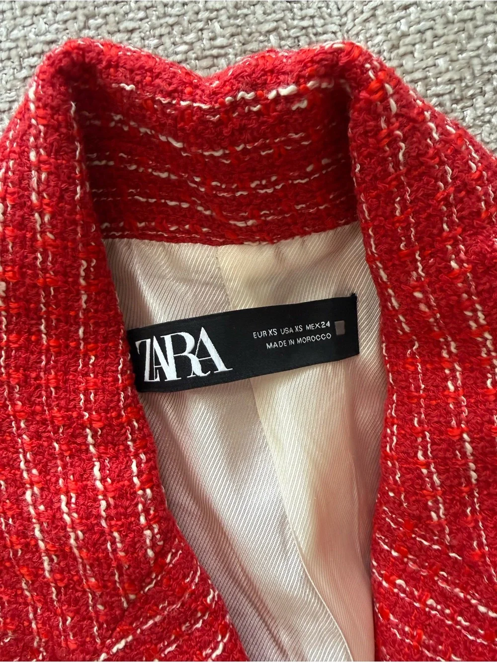 ZARA Red Tweed Double-Breasted Blazer with Gold Buttons - Picture 3 of 4